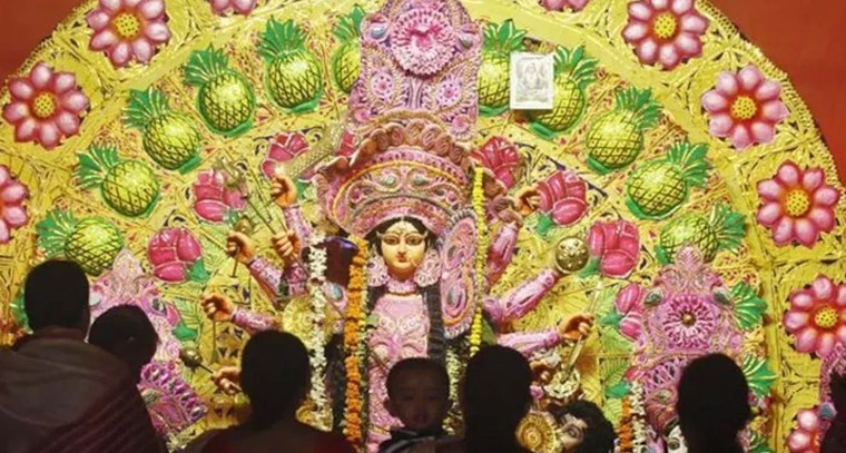 బంగ్లాదేశ్‌లో ఘనంగా దుర్గా పూజలు.. దేశవ్యాప్తంగా కట్టుదిట్టమైన భద్రతా ఏర్పాట్లు

