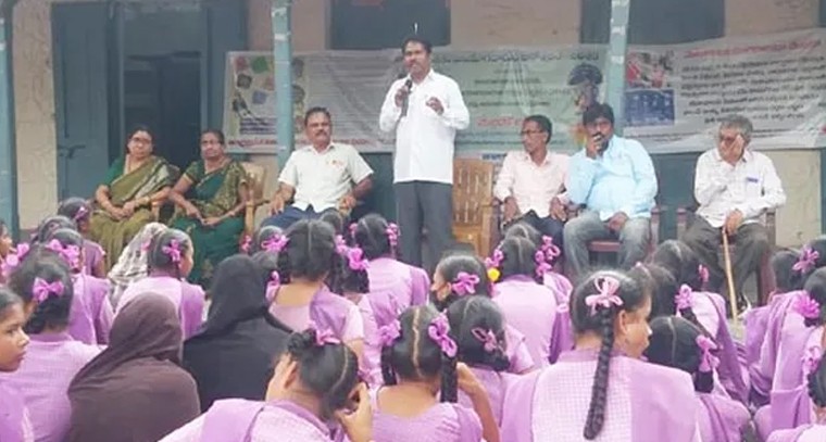 50 లక్షలతో శ్రీ వాసవి కన్యకా పరమేశ్వరి అమ్మవారికి ధనలక్ష్మి అలంకరణ