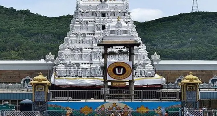 టీటీడీ ఈవోగా అనిల్ కుమార్ సింఘాల్ బాధ్యతల స్వీకరణ.. కొత్త అధ్యాయం ప్రారంభం

