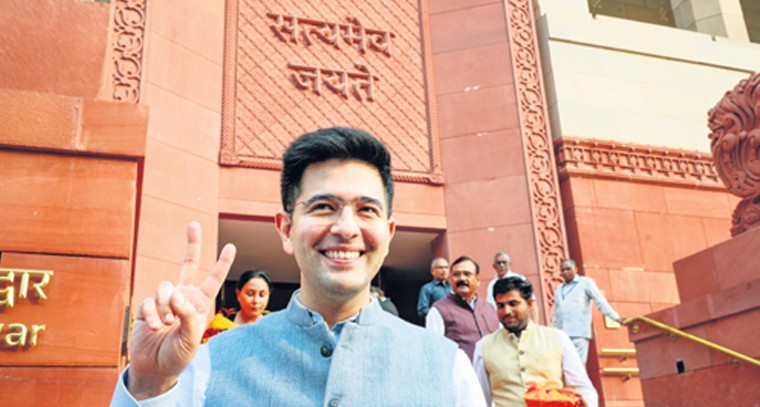 ఈ ఎలక్ట్రిక్ బైక్స్‌ లో అదిరిపోయే ఫీచర్లు