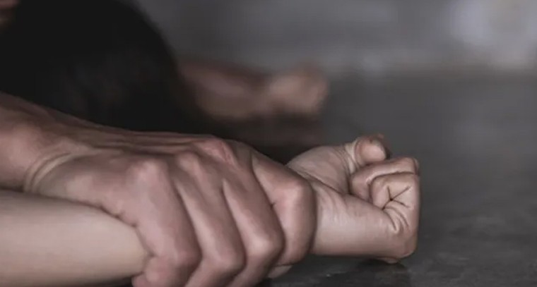 ఇంటర్నేషనల్ స్పేస్ స్టేషన్‌కు ఇద్దరు భారత వ్యోమగాములు

