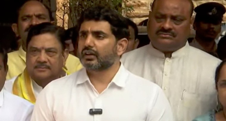 UPI పేమెంట్ల ఛార్జీలపై షాకింగ్ నిర్ణయం తీసుకున్న యూజర్లు

