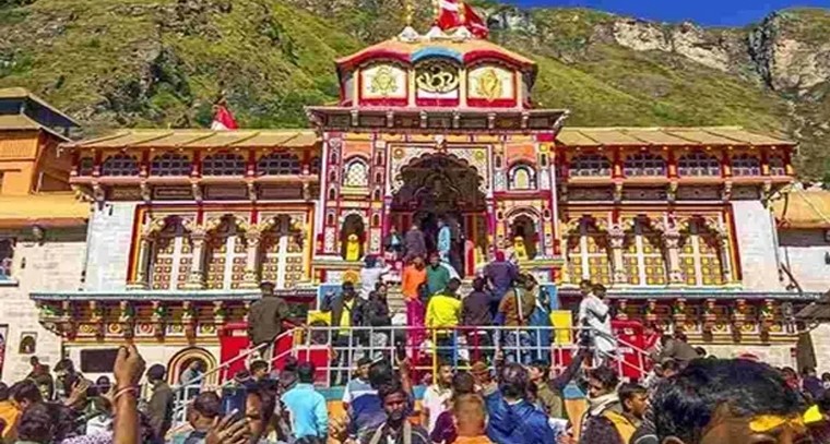 కేదార్‌నాథ్‌, బ‌ద్రీనాథ్ ఆల‌యాల మూసివేత‌

