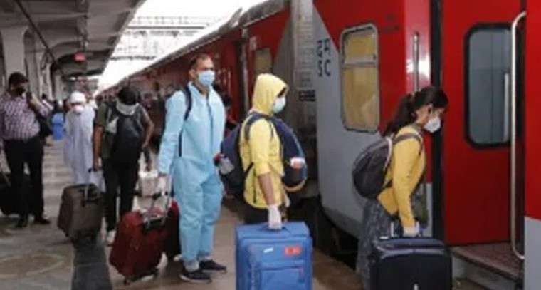 ఘనంగా మార్కండేయుని పల్లకి సేవ