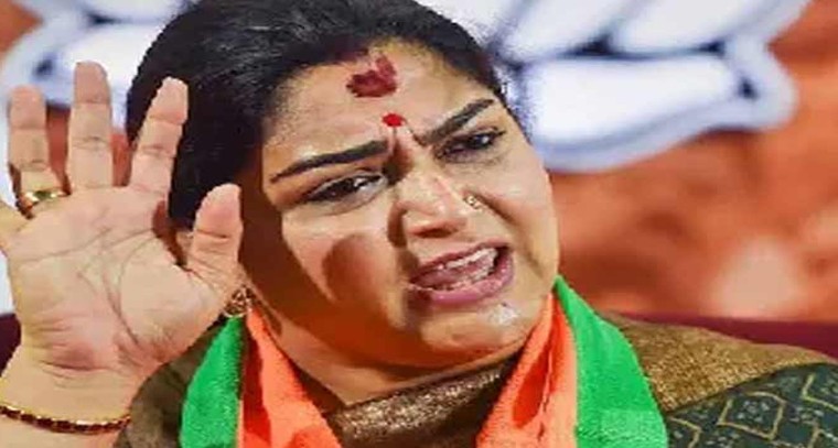 లక్ష్మీనారాయణ స్వామికి అభిషేక పూజలు