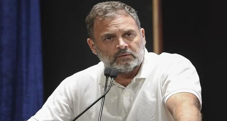 అమ్మవారి విగ్రహంపై సూర్యకిరణాలు