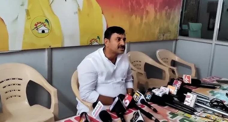 ట్విట్టర్‌ బ్లూ టిక్ వెరిఫికేషన్ కోసం ఫీజు ఖరారు