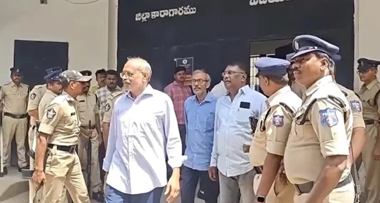 SBI క్రెడిట్ కార్డ్‌ యూజర్స్‌కు భారీ షాక్.. రేపటి నుంచి కొత్త రూల్స్

