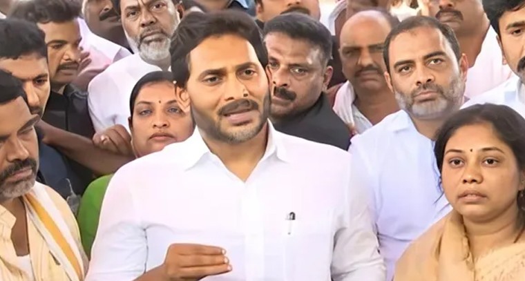 మురళీ చేసిన త్యాగానికి దేశం రుణపడి ఉంది.. జగన్


