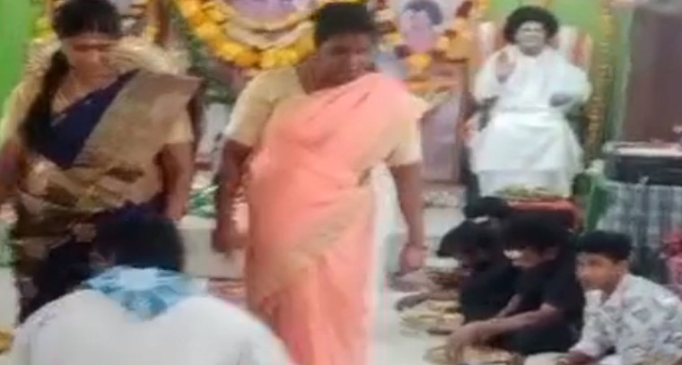 శ్రీవారి సర్వదర్శనానికి 16 గంటల సమయం

