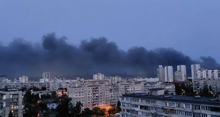 శబరిమలైలో 26వ రోజు 19 లక్షల మంది దర్శనం..!


