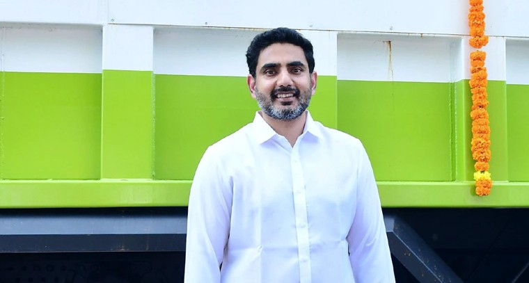 వీర జవాన్ మురళీ నాయక్ స్మారక మెగా రక్తదాన శిబిరం

