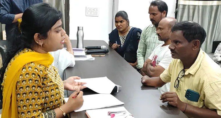 నష్టాల్లో ప్రారంభమైన దేశీయ స్టాక్ మార్కెట్

