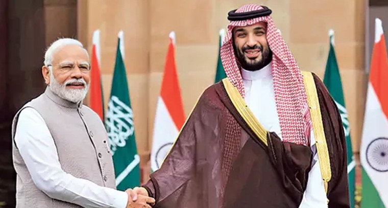 నేడు బైరాగి వేషంలో భక్తుల సందడి

