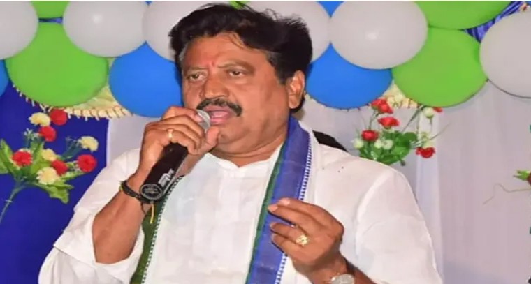 రిలయన్స్‌ డిజిటల్‌ రిపబ్లిక్‌ డే ఆఫర్లు

