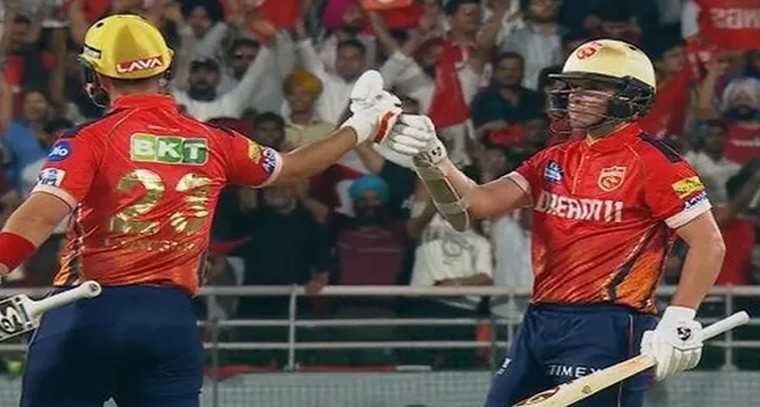 పౌర్ణమి సందర్భంగా ప్రత్యేక పూజలు