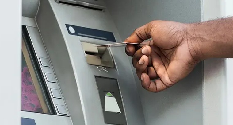 ATM ఆవిష్కరణ.. ఒక సాధారణ ఆలోచన నుంచి సాంకేతిక విప్లవం వరకు

