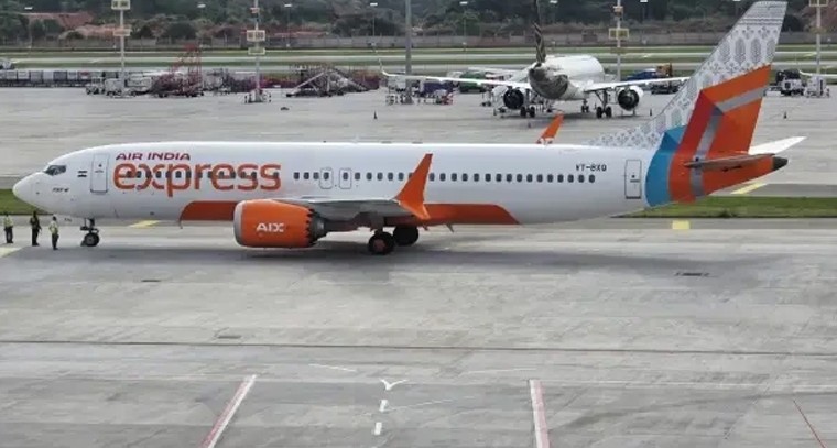 లాభాలతో ప్రారంభమైన స్టాక్ మార్కెట్లు