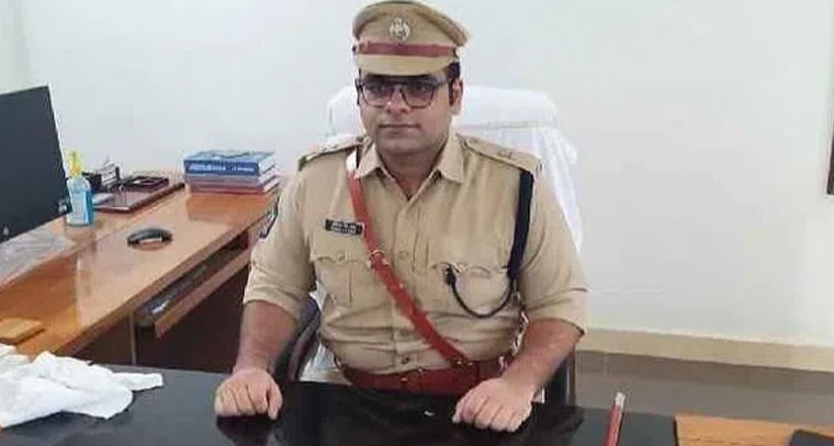 అన్న ప్రసాదం ట్రస్టుకు రూ. 10 లక్షల విరాళం