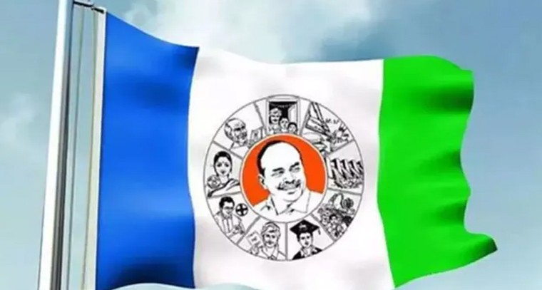 ధోనిపై కోహ్లి కీలక వ్యాఖ్యలు