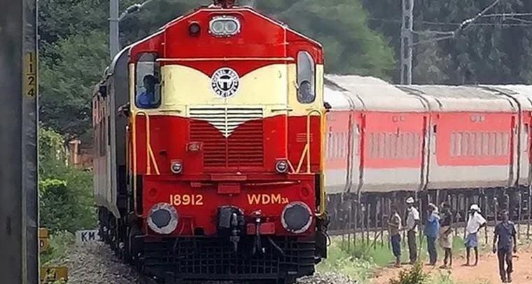 పుట్టపర్తి ప్రశాంతి నిలయంలో సత్యసాయి ఆరాధనోత్సవాలు