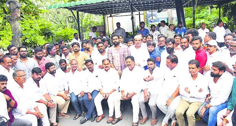 మంగళవారం మహిళలు హనుమంతుడిని ఇలా పూజిస్తే.. ఆ సమస్యలు దూరం!

