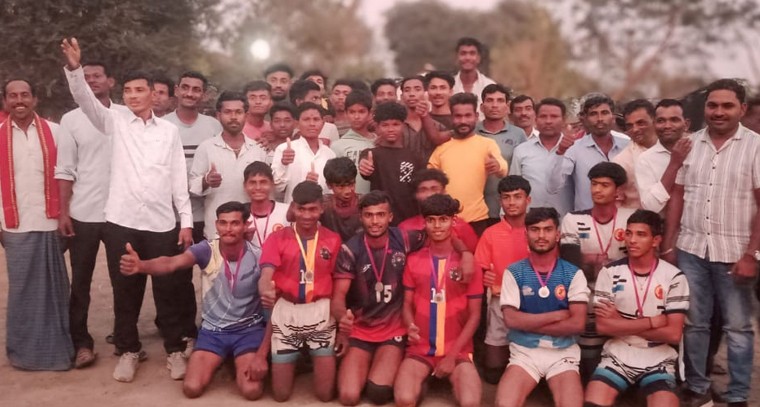 విజయ వంతంగా మహాదేవ్ కబడ్డీ పోటీలు

