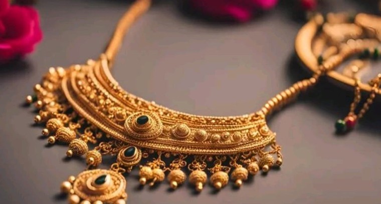 భారీగా తగ్గిన బంగారం ధరలు

