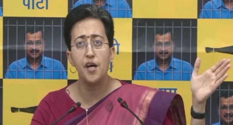 మంత్రాలయంలో స్వర్ణకవచ సమర్పణ సేవా