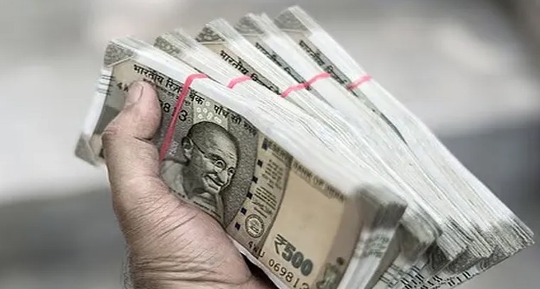 స్త్రీ శక్తి స్కీమ్.. మహిళలకు రూ.50 లక్షలు

