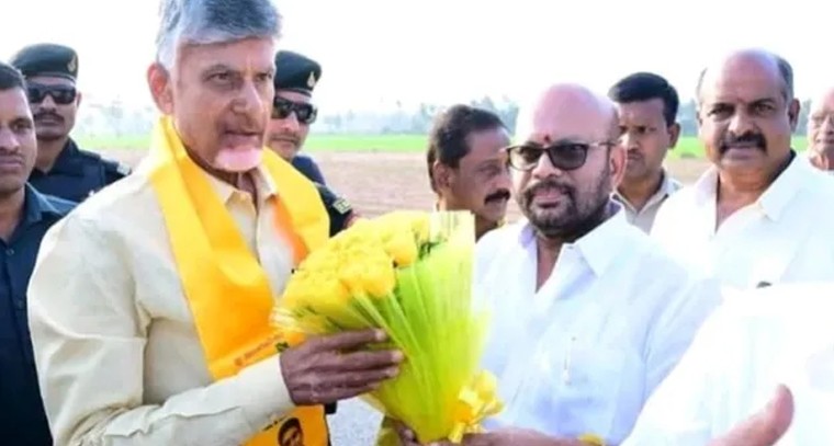 ఈ వస్తువులను ఇంట్లో ఉంచకూడదు!