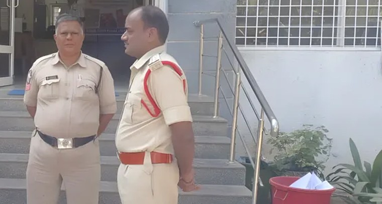 కైనటిక్ E-LUNA వచ్చేసింది.. సింగిల్ ఛార్జ్‌తో 110KM

