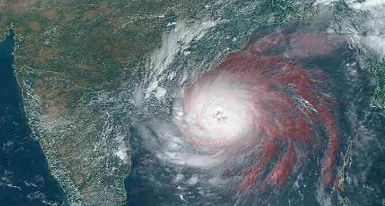 ‘సెన్‌యార్’ మహాతుఫాన్ ఆందోళన.. సుమత్రాలో 8 మరణాలు, తమిళనాడు-కేరళలో భారీ వర్ష బీభత్సం!

