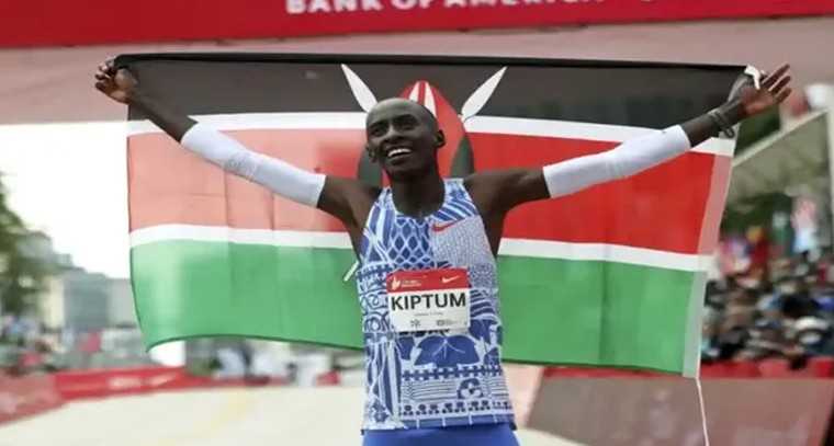 అయ్యప్ప స్వామికి ప్రత్యేక పూజలు