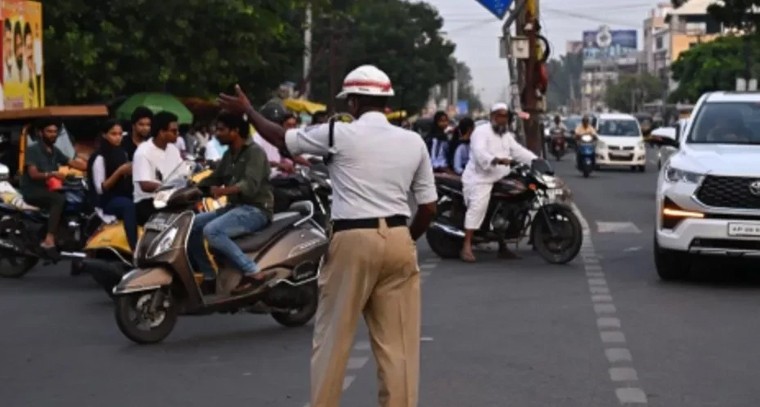 తుపాన్ ఎఫెక్ట్.. VIP దర్శనాలు రద్దు

