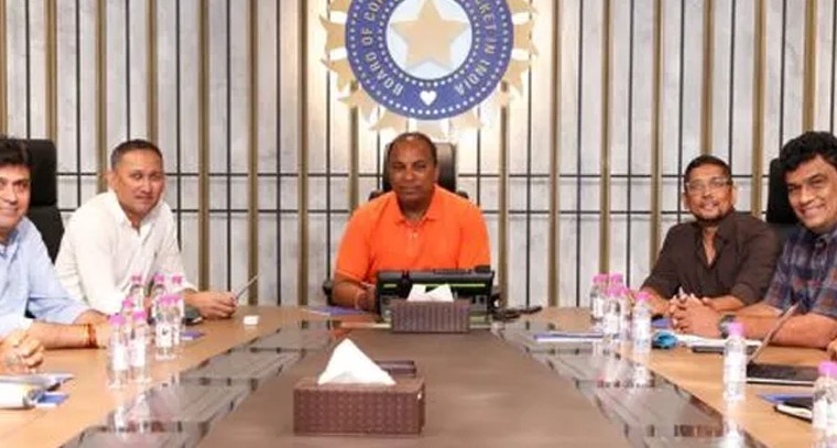 జుట్టు పలచబడుతోందా? ఈ టిప్స్ మీకోసమే