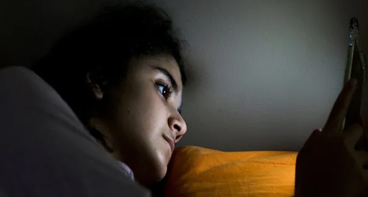 రాత్రి 12 గంటల తర్వాత నిద్రపోవడం వల్ల శరీరంపై దుష్ప్రభావం పడుతుంది: డాక్టర్

