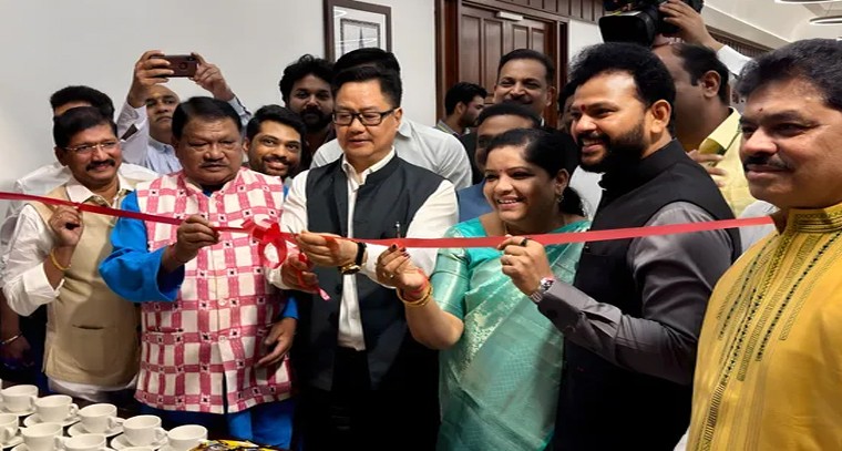 గంగమ్మ తల్లికి సారె సమర్పించిన జల్లా కలెక్టర్