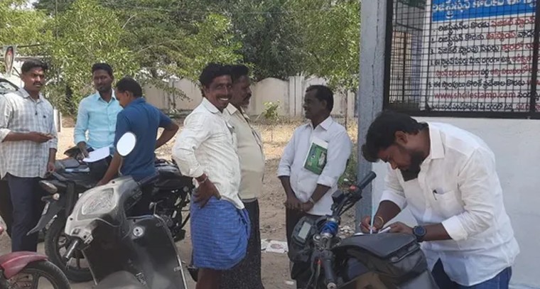 వైభవంగా నందివాహన సేవ