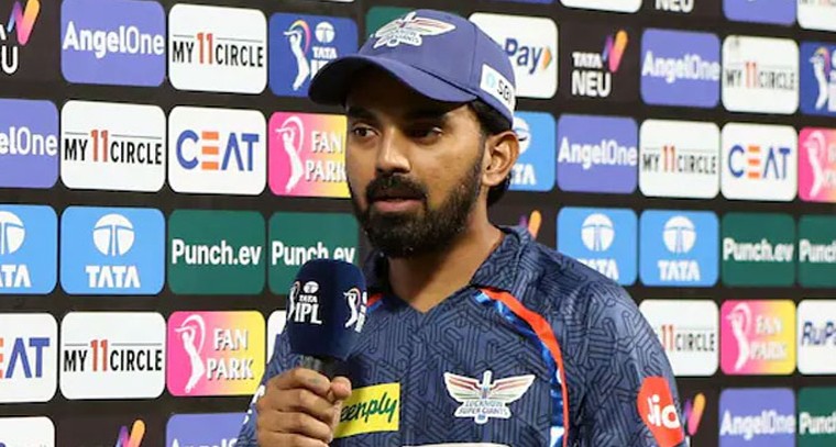 విశేష అలంకరణలో స్వామి వారు