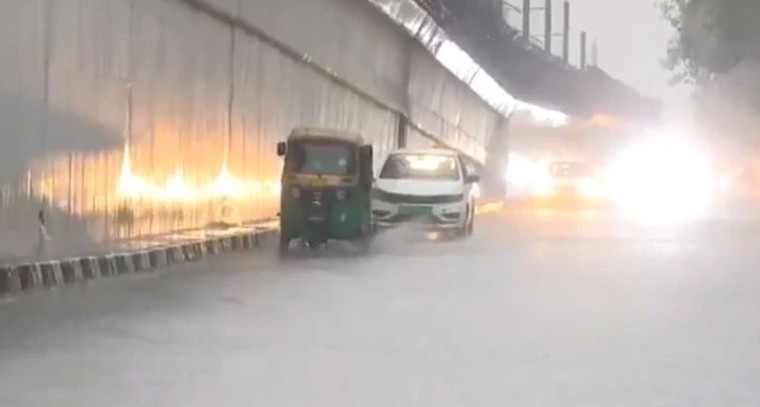 ‘కూ’ అకౌంట్‌ను తొలగించిన ట్విట్టర్