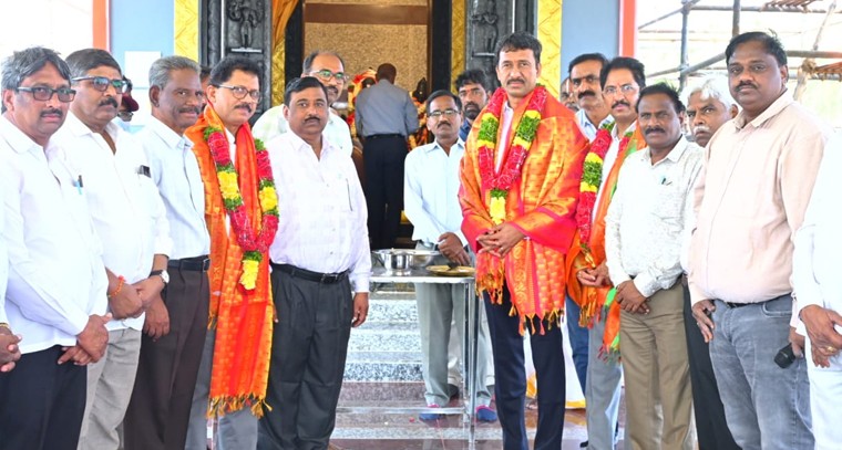 నూతన ఆలయాన్ని ప్రారంభించిన సింగరేణి సంస్థ సిఎండి

