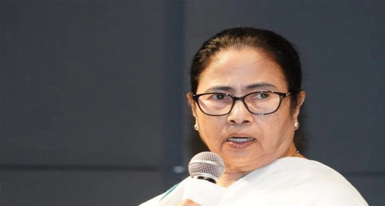 ఈ గుడిలో ప్రసాదంగా పానీపూరి, వడాపావ్‌!

