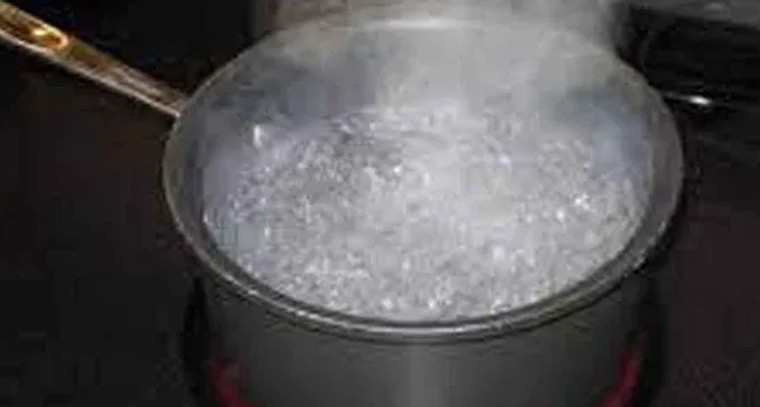 ఎలాన్ మస్క్ సంచలన నిర్ణయం