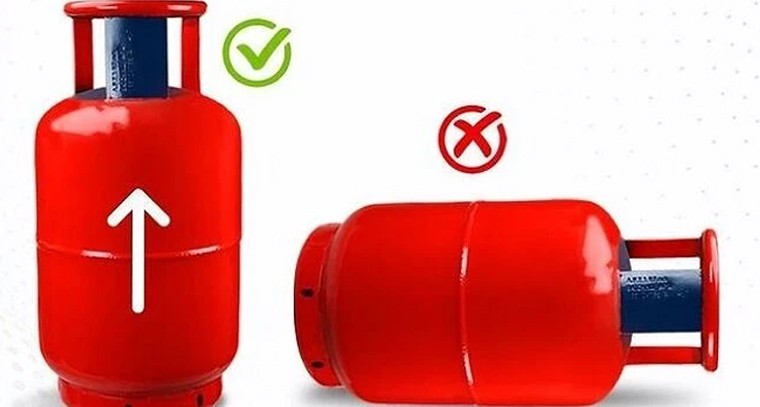 గ్యాస్ సిలిండర్ వాడుతున్నారా? పొరపాటున కూడా ఇలా చేయకండి.. కేంద్ర పెట్రోలియం శాఖ హెచ్చరిక

