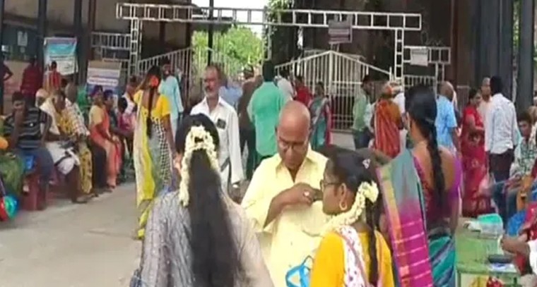 స్వామి వారికి వెండి రథోత్సవం