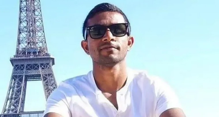 స్వల్పంగా తగ్గిన పసిడి ధరలు