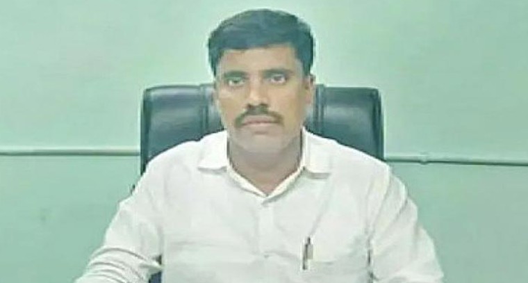 అంగరంగ వైభవంగా పుష్ప పల్లకి సేవ