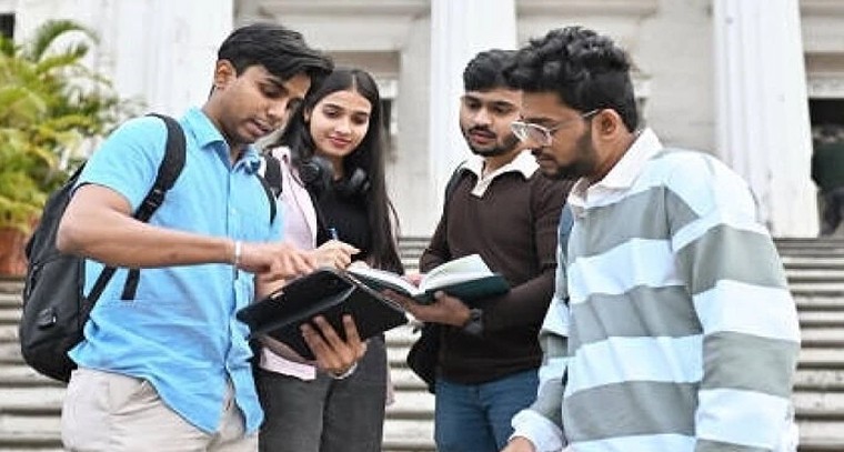 యువతకు సువర్ణావకాశం.. 'ఆంధ్ర యువ సంకల్ప్ 2K25' గడువు పొడిగింపు! డిజిటల్ మారథాన్‌లో 'ఏపీ బ్రాండ్ అంబాసిడర్' అయ్యే ఛాన్స్

