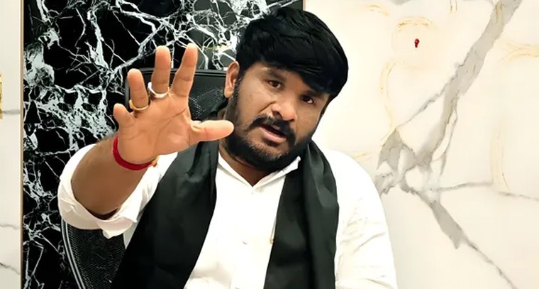 వీఆర్ఓపై దాడి చేసిన వారిని కఠినంగా శిక్షించాలి: శేఖర్


